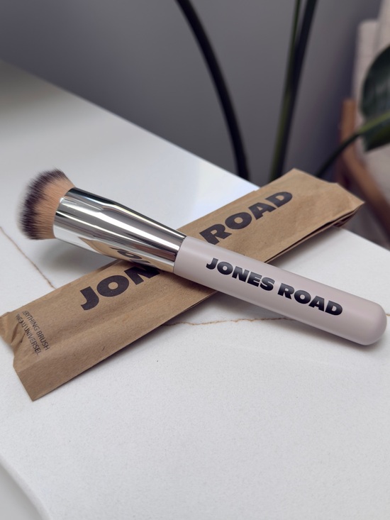 Jones Road Other - Jones Road the Everything Brush